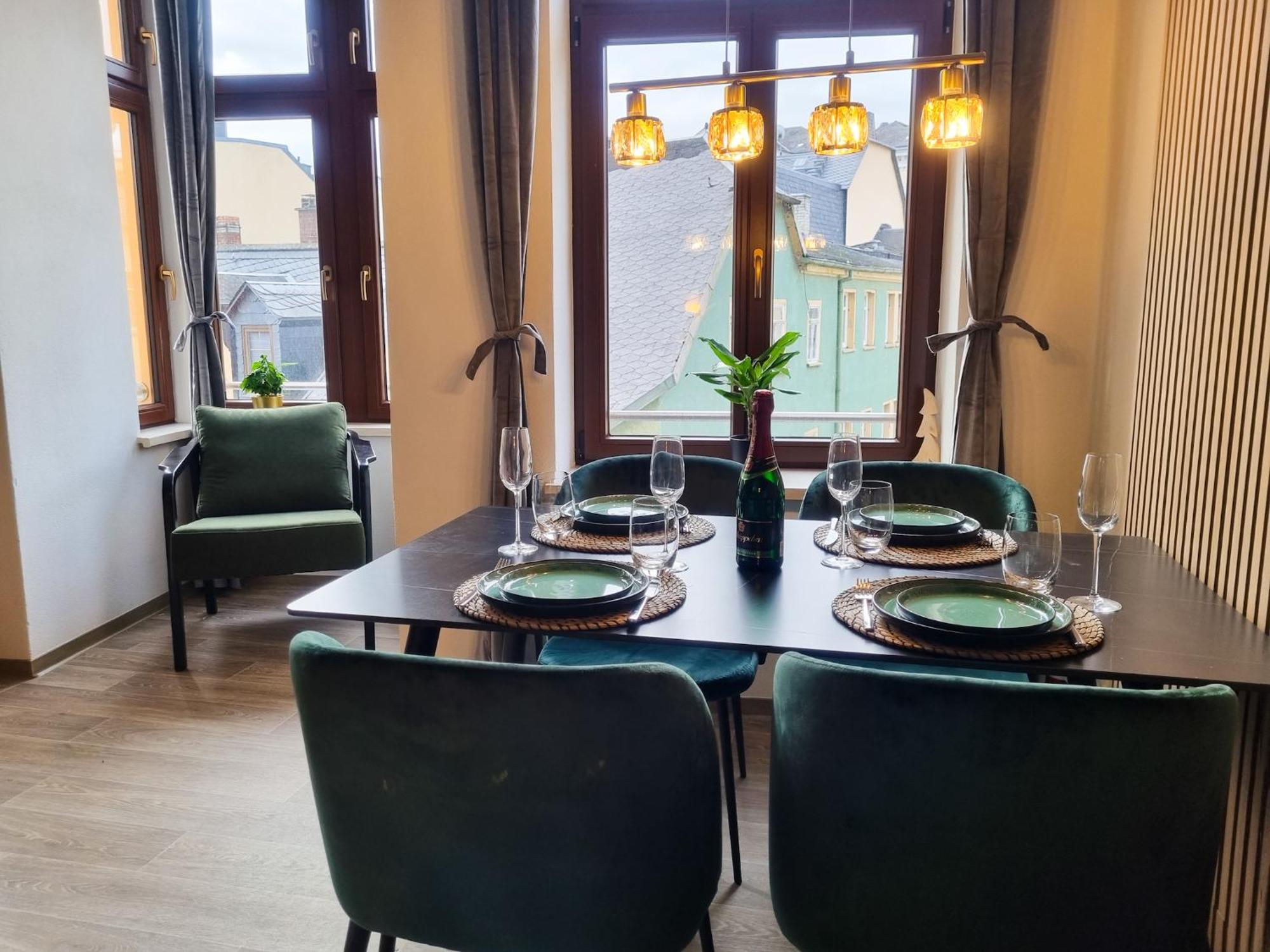 Maremar - Design Maisonette Altstadt - 4 Pers - 57Qm - Luxus Boxspringbett - Kueche - Arbeitsplatz - Privater Parkplatz 그레이즈 외부 사진